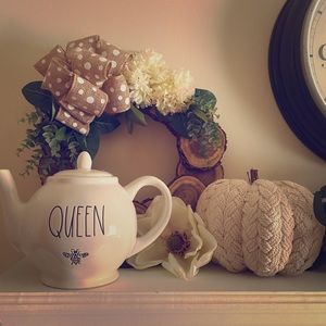 Rae Dunn Queen Bee Teapot and Bead Garland